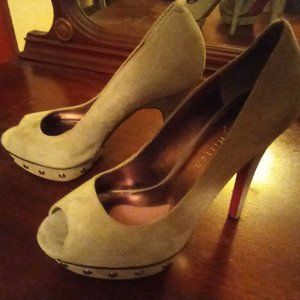 Paris Hilton Size 7 gray suede , high heels